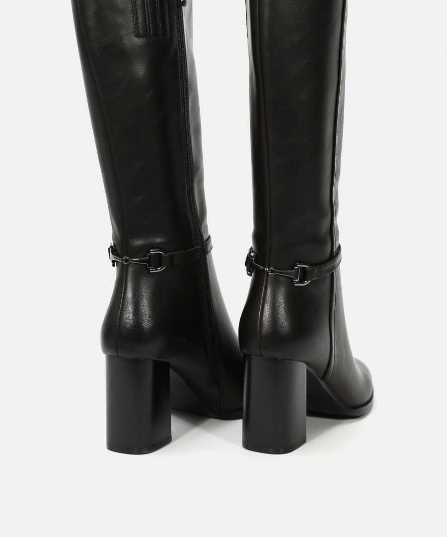 Botas tacón detalle estribo image number null